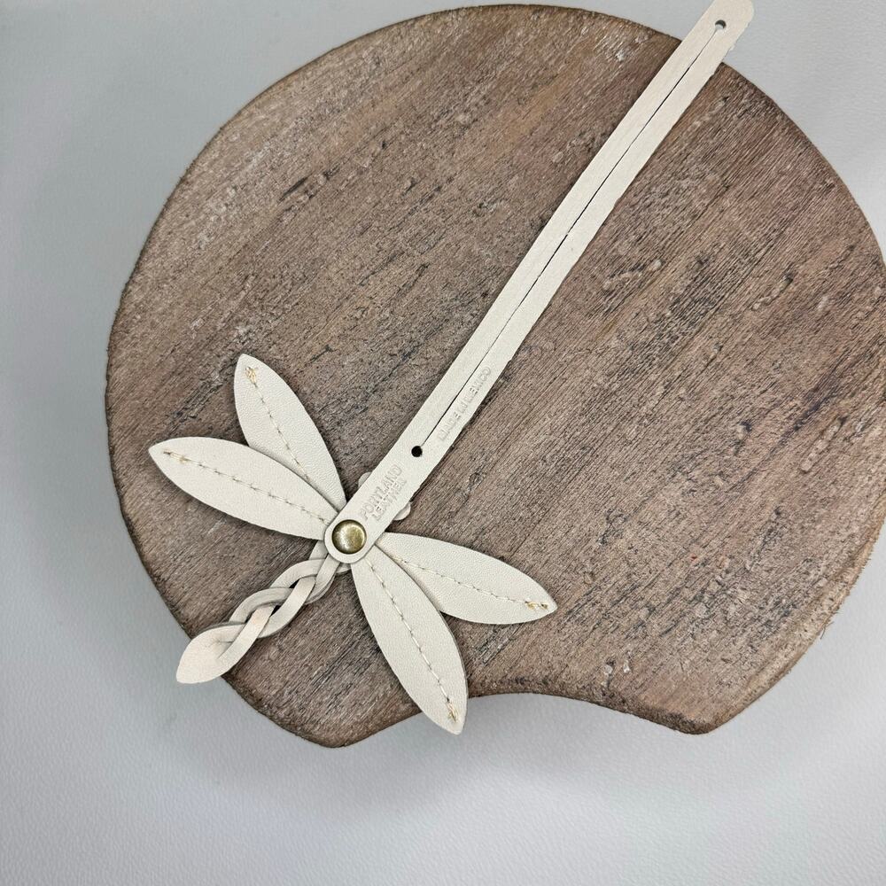 Portland Leather Dragonfly Charm BONe FAST SHIP Neutral Purse Charm NEW! - Picture 5 of 5